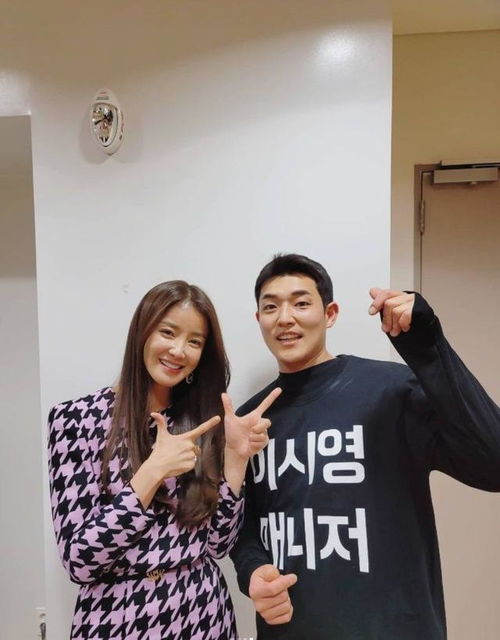 從帥到被贊像BTS Jin，看韓星經(jīng)紀人高顏值暖男現(xiàn)象 演出經(jīng)紀的新趨勢